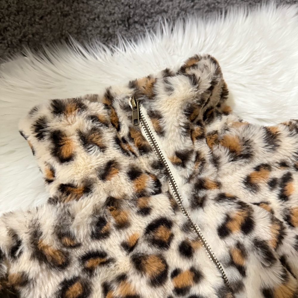 VS PINK Faux Fur Jacket - Picture 11 of 15